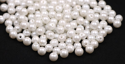 matte-white-glass-pearls-6-mm