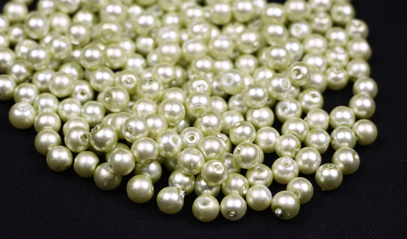 off-white-glass-pearls-6-mm