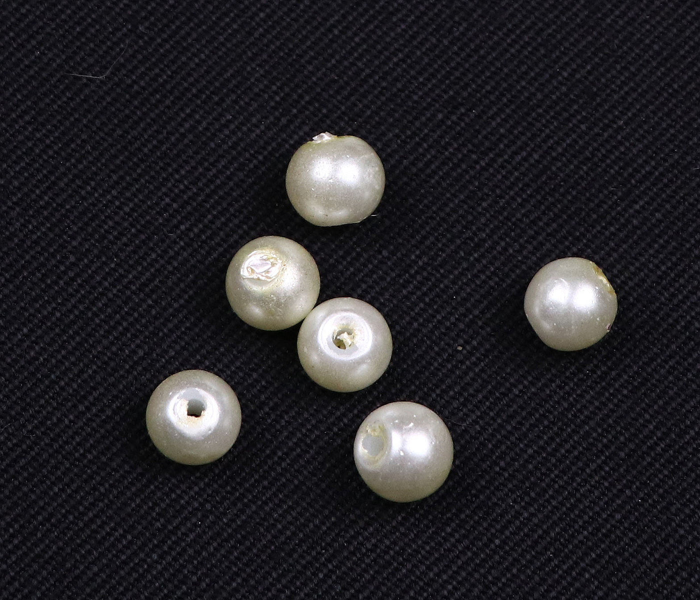 bright-white-glass-pearls-6-mm