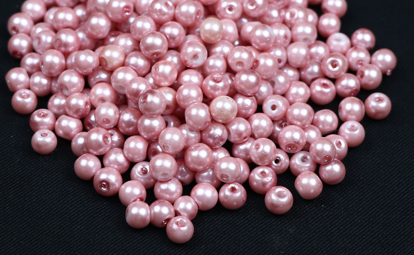 light-pink-glass-pearls-6-mm