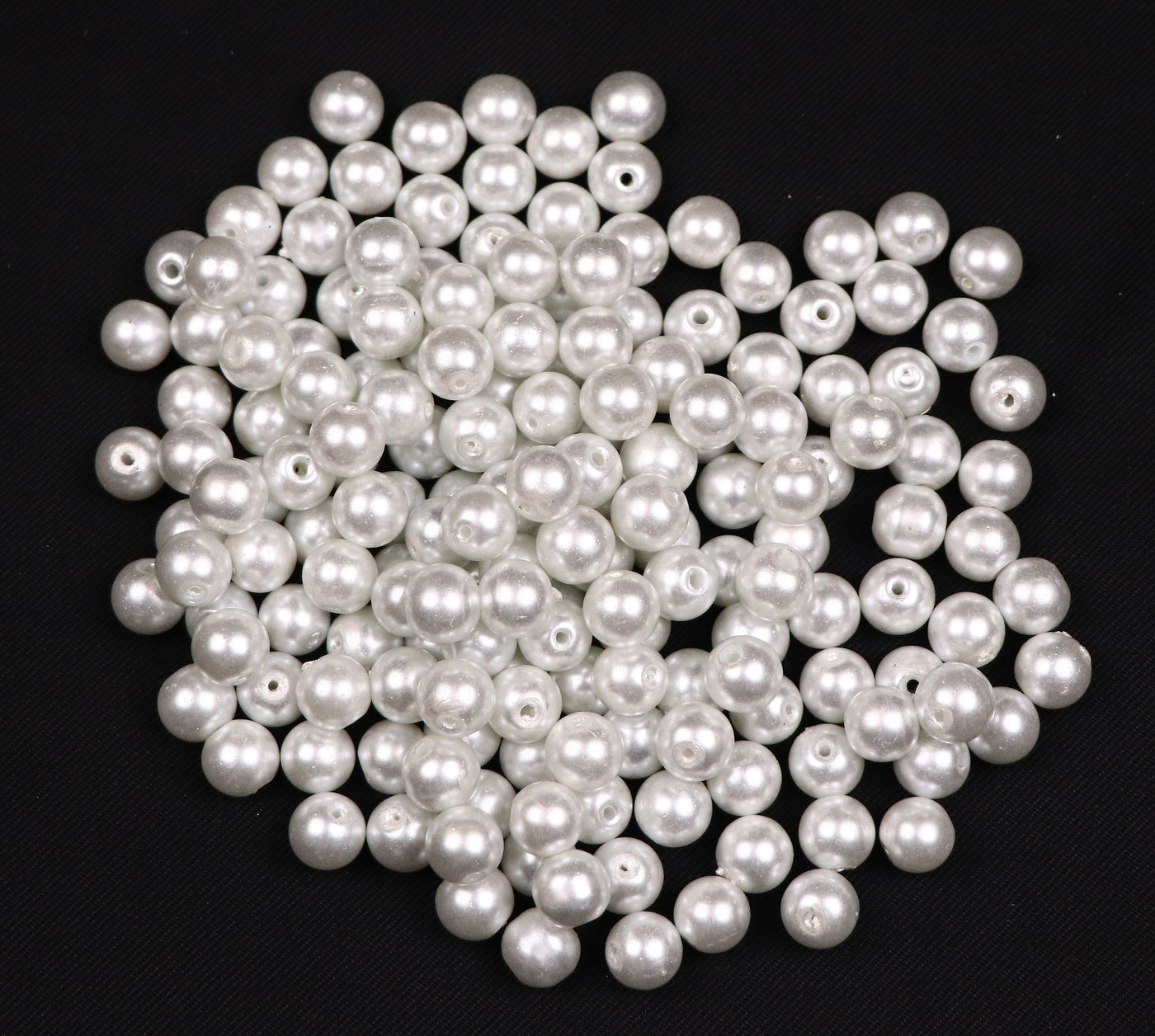 white-pearl-glass-beads