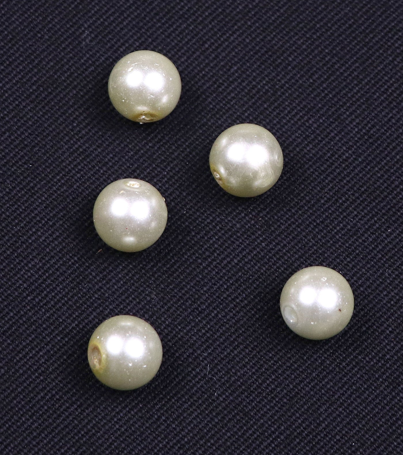 white-glass-pearl-beads-3