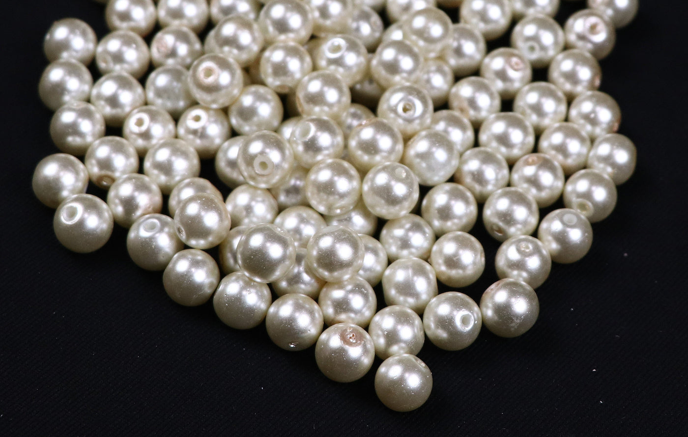 white-pearl-glass-beads-3