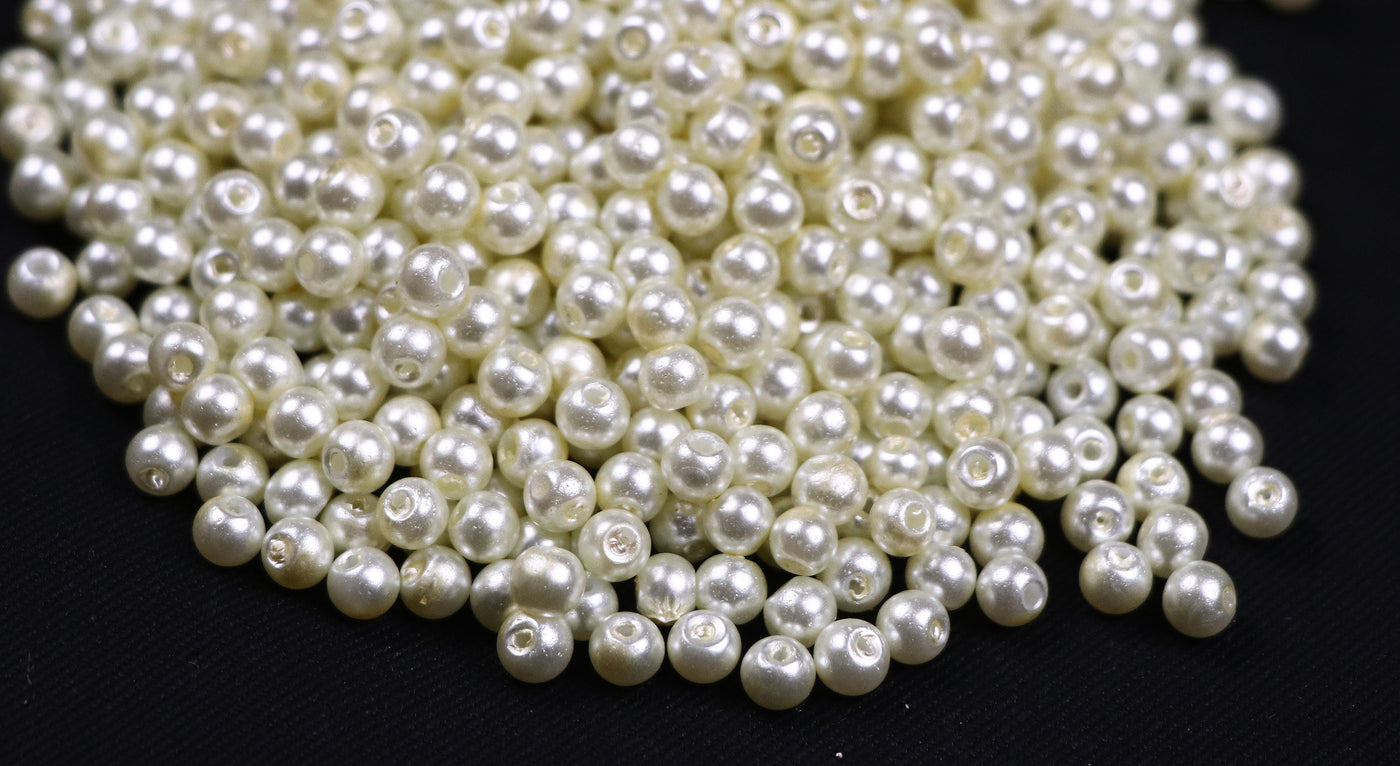 white-glass-pearl-beads