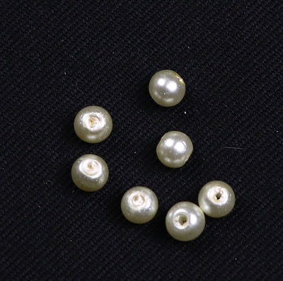 white-pearl-glass-beads-2