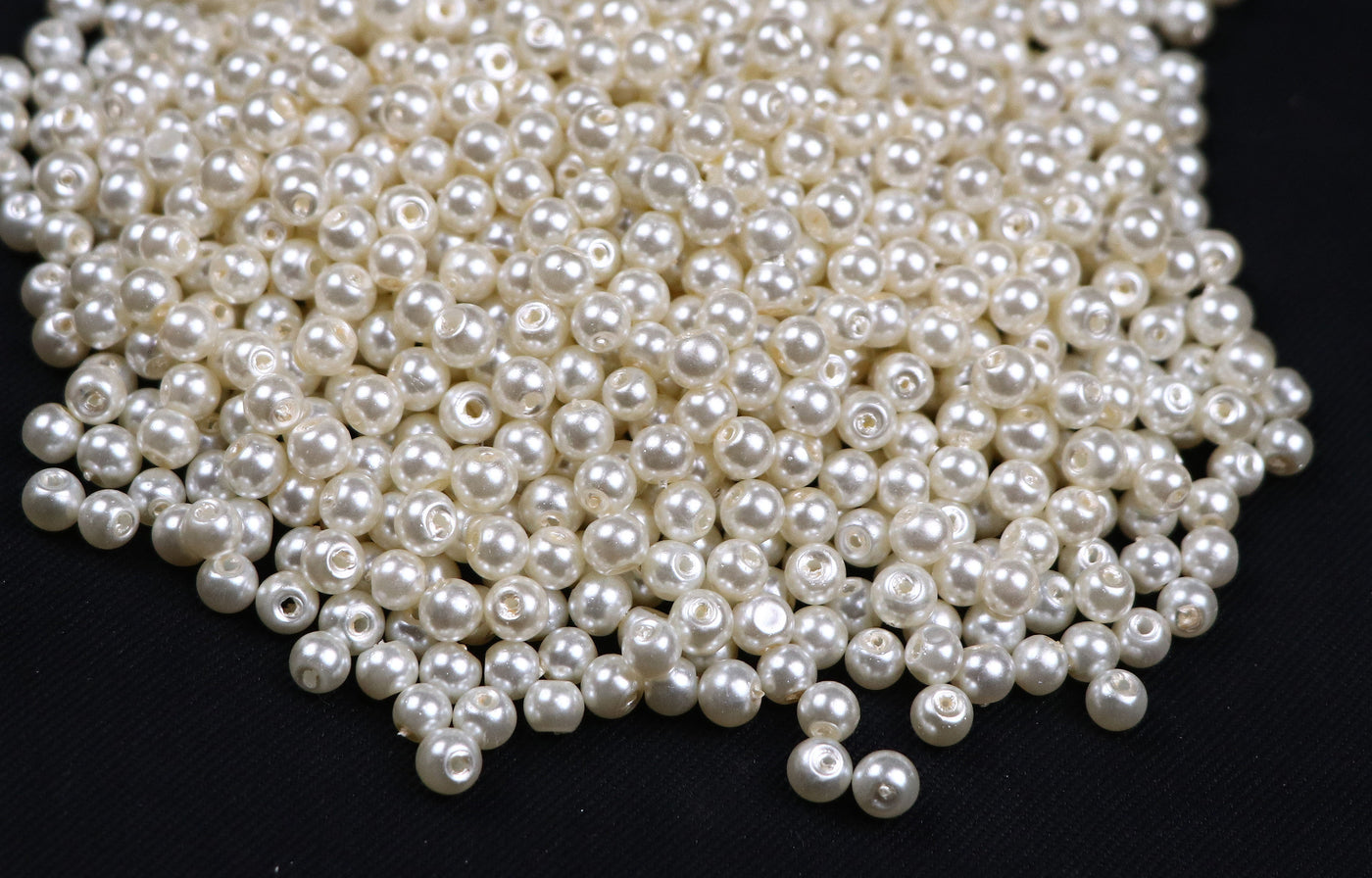 white-pearl-glass-beads-1