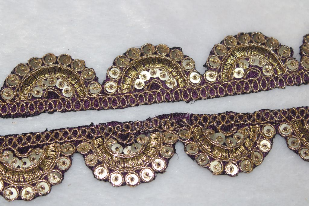 Purple Scalloped Fancy Lace